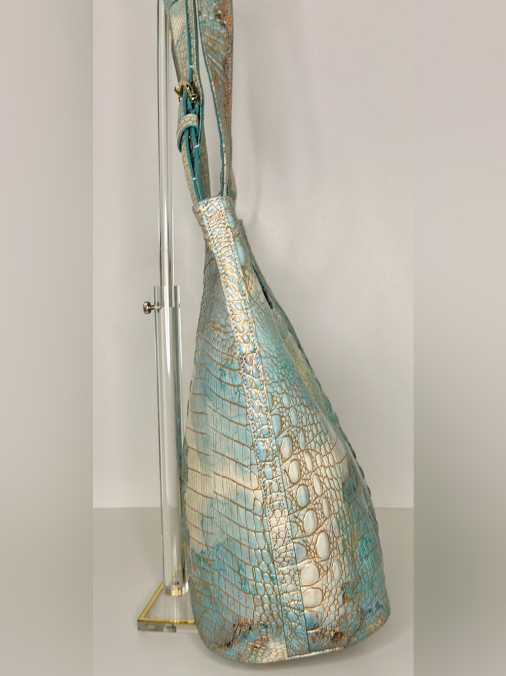 Brahmin LKNW Brayden Tote in Classic Serendipity - Picture 3 of 7